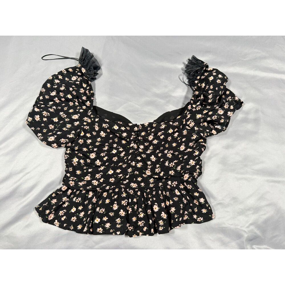 ASTR the Label Ditsy Floral Smocked Puff Sleeve Top | Black Pink Cottagecore M